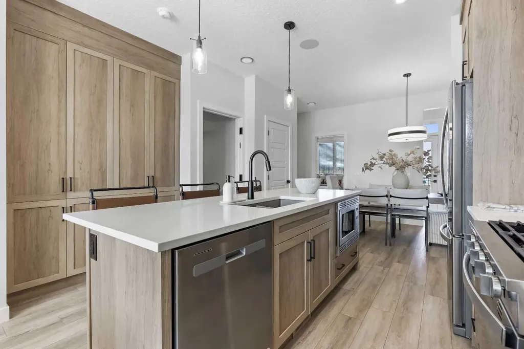 26 Ambleridge Avenue NW Calgary AB T3P3G4