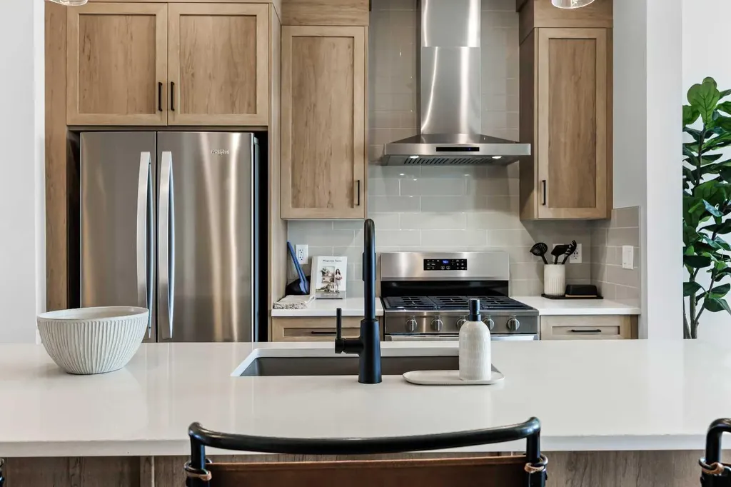 26 Ambleridge Avenue NW Calgary AB T3P3G4