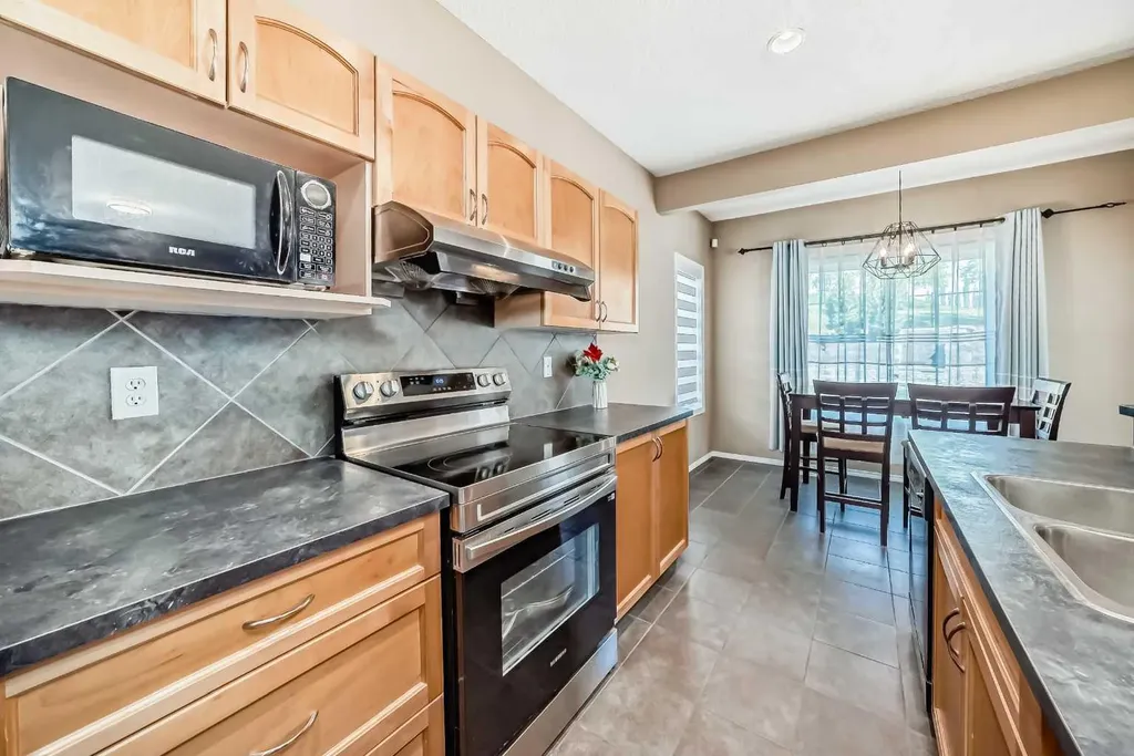 73 Royal Birch Way NW Calgary AB T3G 5X8