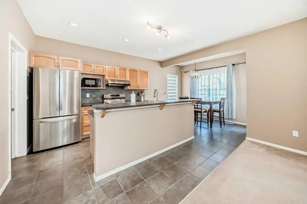73 Royal Birch Way NW Calgary AB T3G 5X8