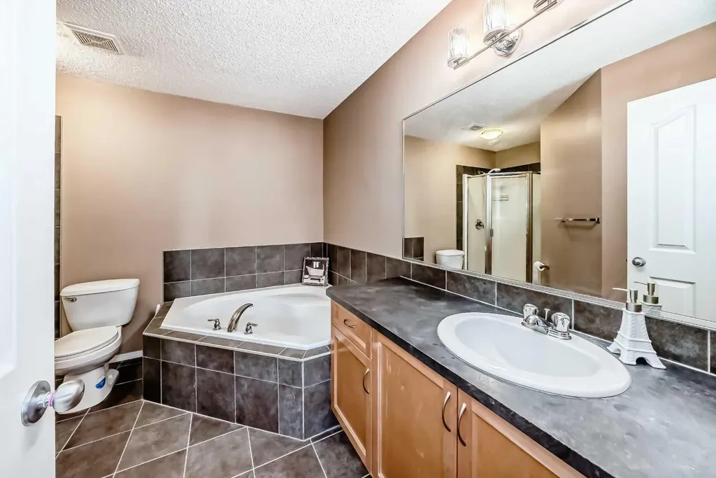 73 Royal Birch Way NW Calgary AB T3G 5X8