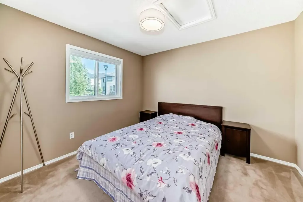 73 Royal Birch Way NW Calgary AB T3G 5X8
