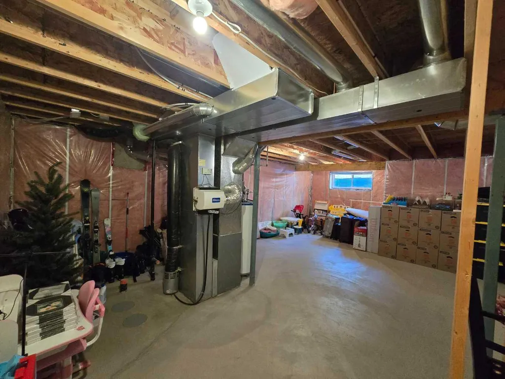 73 Royal Birch Way NW Calgary AB T3G 5X8