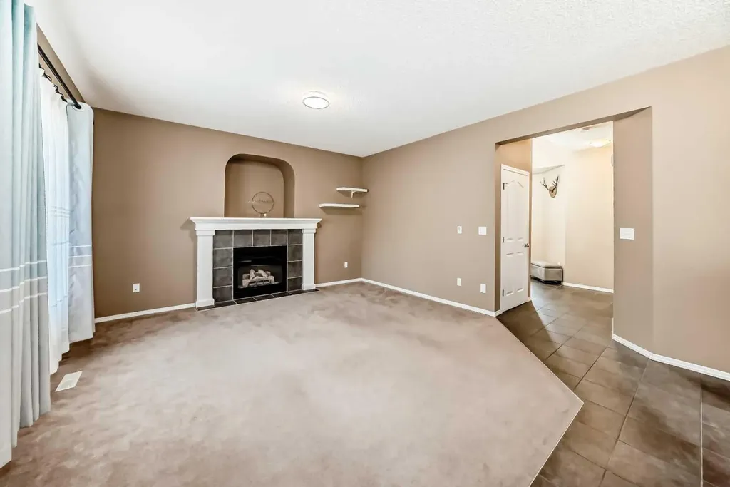 73 Royal Birch Way NW Calgary AB T3G 5X8