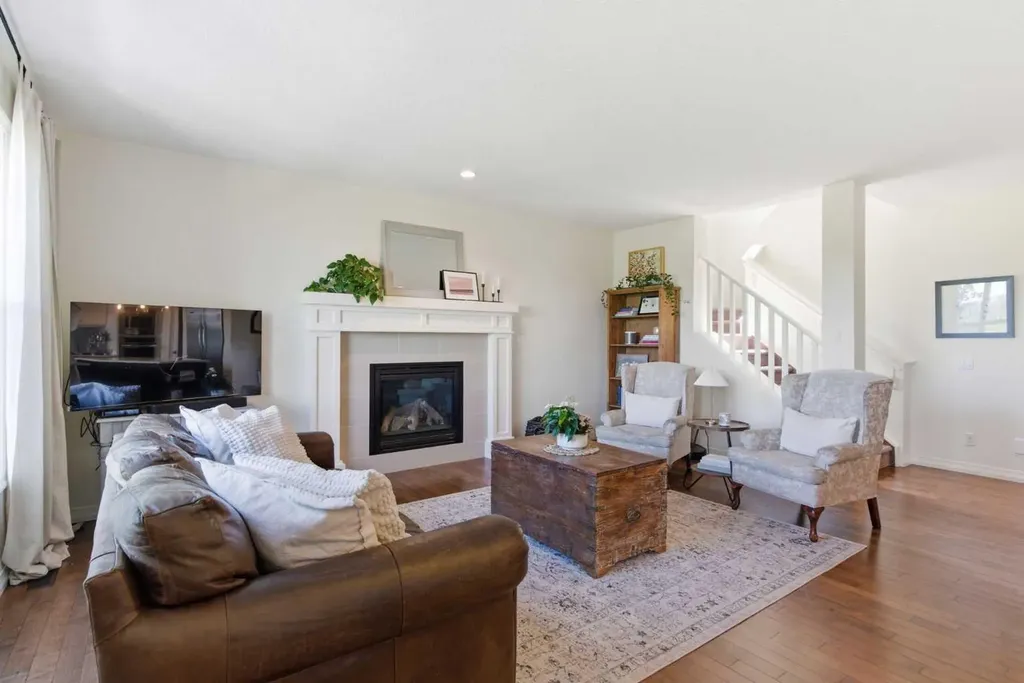 147 Chaparral Valley Way SE Calgary AB T2X 0W1