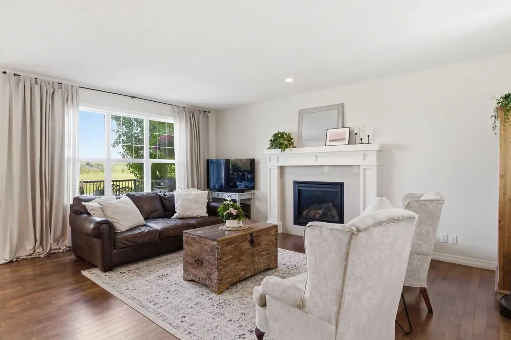 147 Chaparral Valley Way SE Calgary AB T2X 0W1