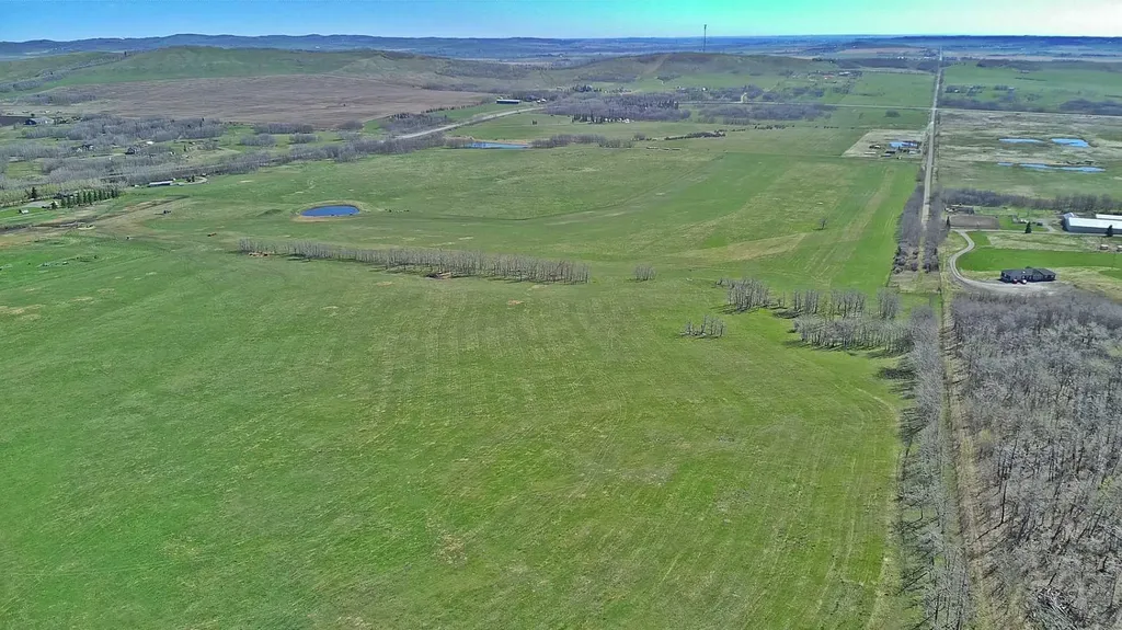 394 Avenue West Rural Foothills County AB T0L2A0