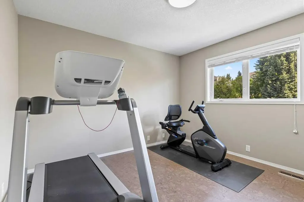 368 Sienna Park Drive SW Calgary AB T3H 3K3