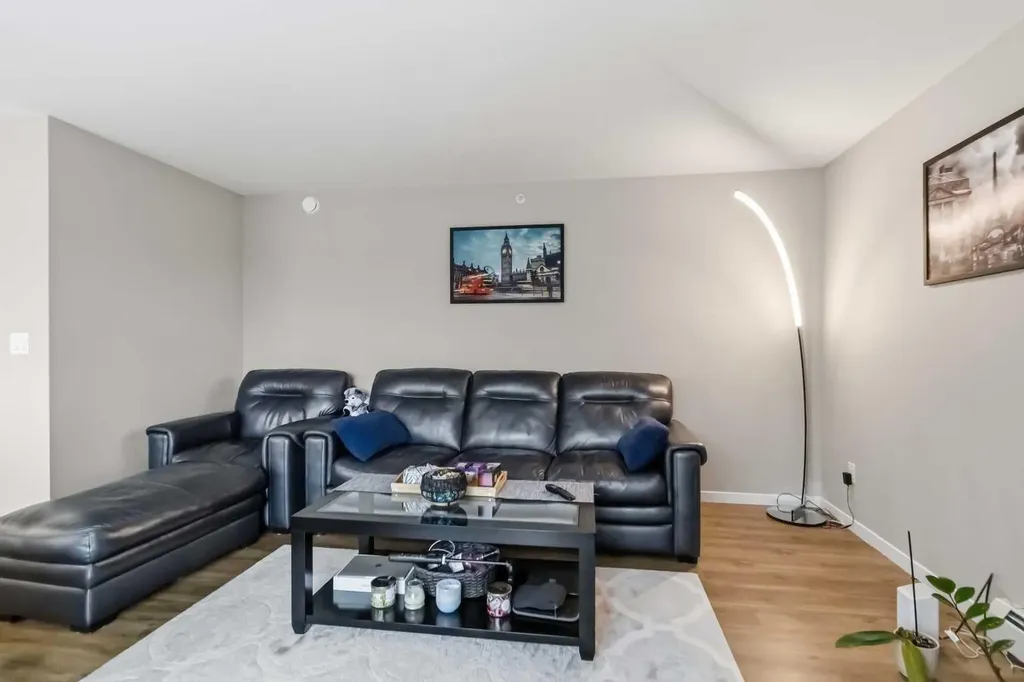 201 Abasand Drive Fort Mcmurray AB T9J 1A3