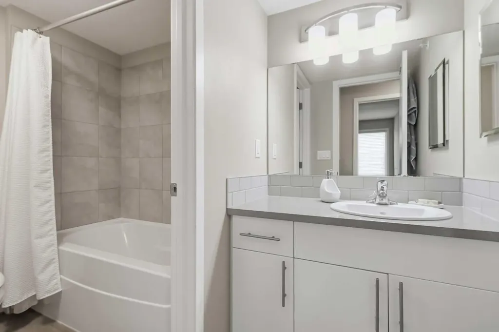 201 Abasand Drive Fort Mcmurray AB T9J 1A3