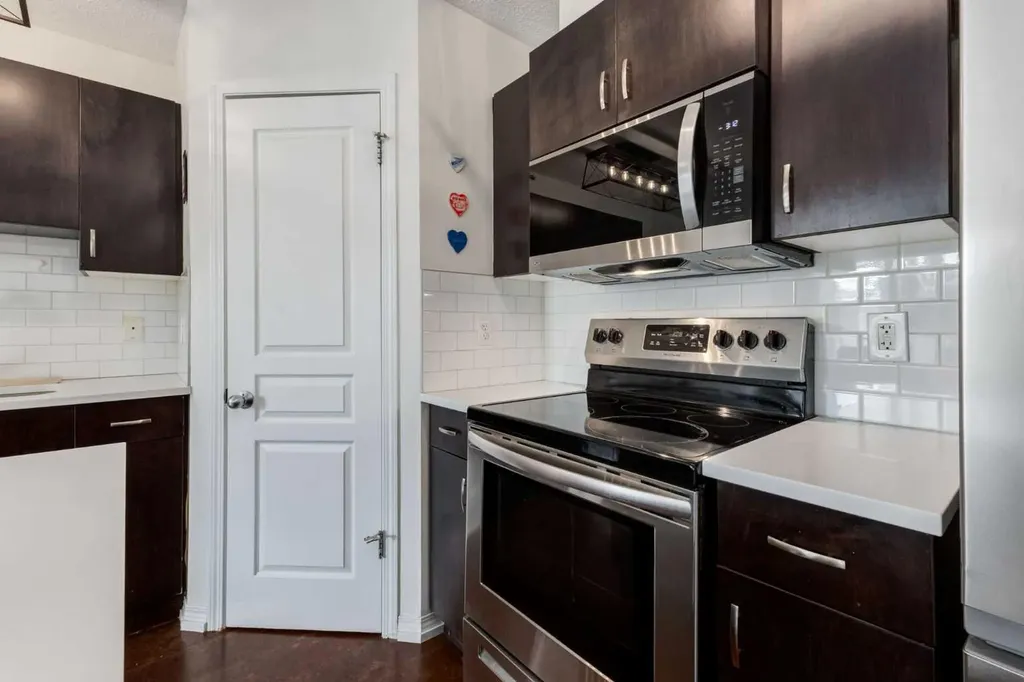 26 Auburn Bay Common SE Calgary AB T3M 0M3