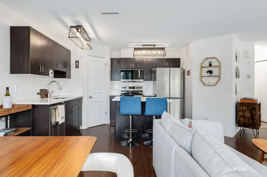 26 Auburn Bay Common SE Calgary AB T3M 0M3