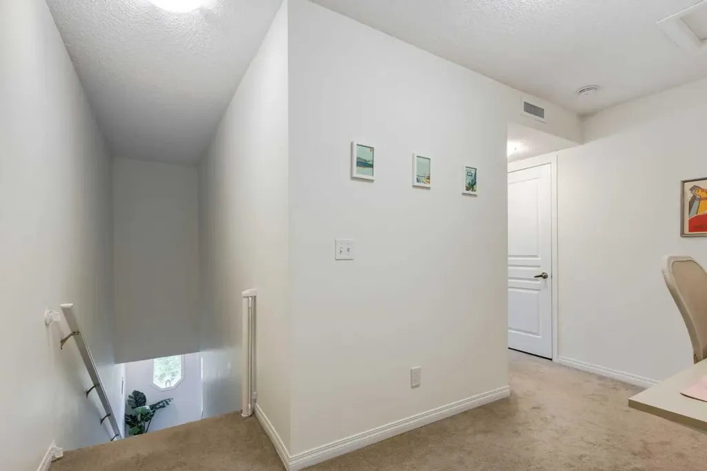 26 Auburn Bay Common SE Calgary AB T3M 0M3