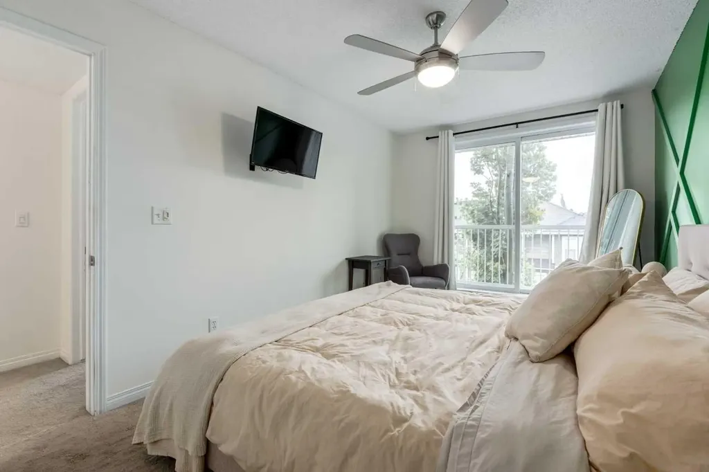 26 Auburn Bay Common SE Calgary AB T3M 0M3