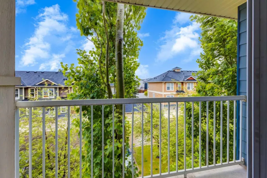26 Auburn Bay Common SE Calgary AB T3M 0M3