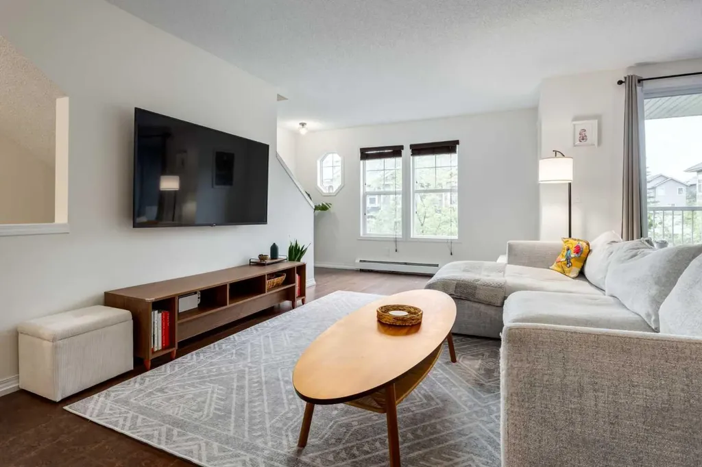 26 Auburn Bay Common SE Calgary AB T3M 0M3