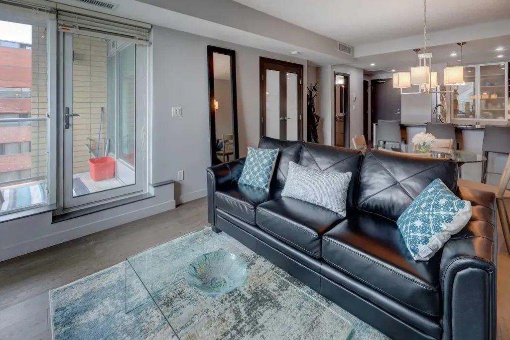 888 4 Avenue SW Calgary AB T2P0V2