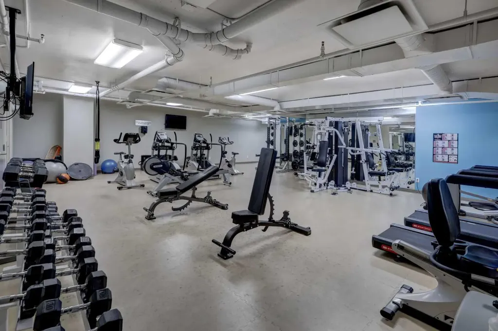 888 4 Avenue SW Calgary AB T2P0V2