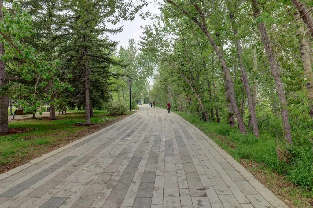 888 4 Avenue SW Calgary AB T2P0V2