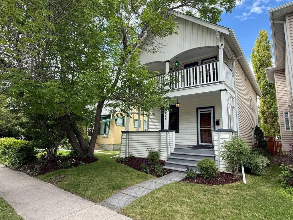 332 12 Avenue NW Calgary AB T2M 0C7