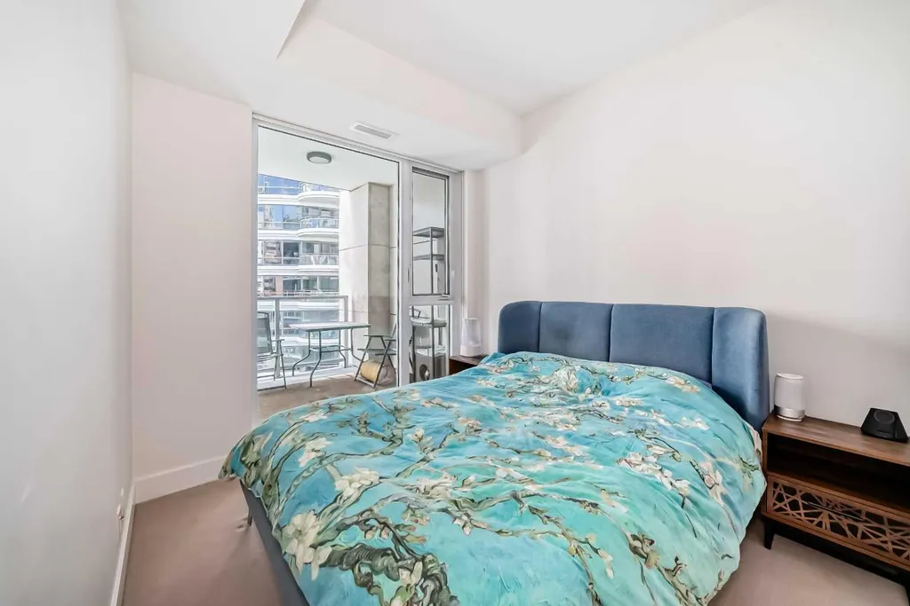1025 5 Avenue SW Calgary AB T2P 1N4