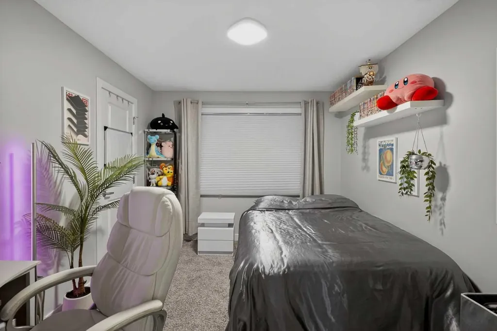 930 Sage Hill Grove NW Calgary AB T3R 2A2