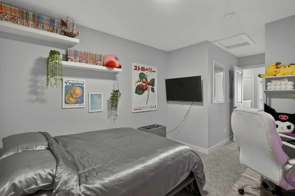 930 Sage Hill Grove NW Calgary AB T3R 2A2