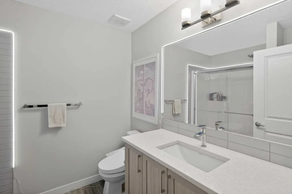 930 Sage Hill Grove NW Calgary AB T3R 2A2