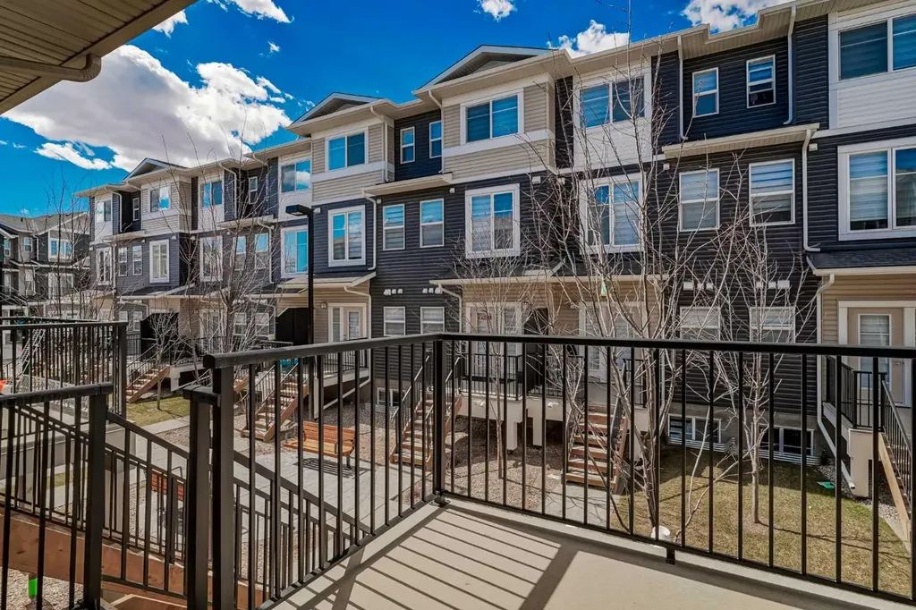930 Sage Hill Grove NW Calgary AB T3R 2A2