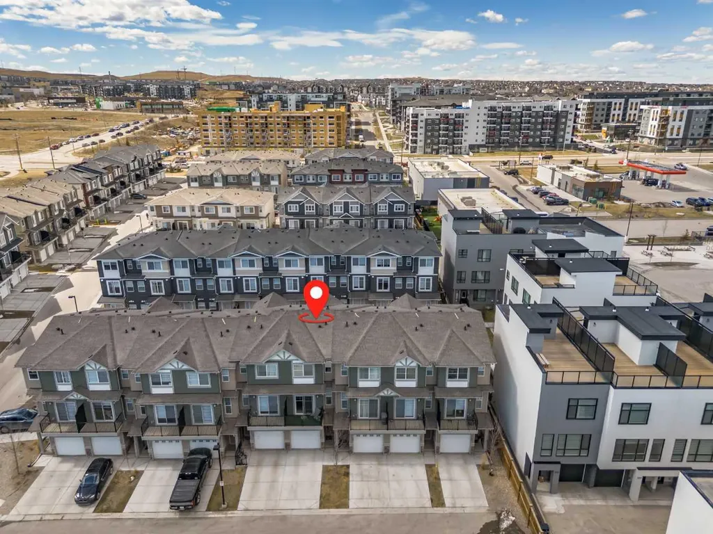 930 Sage Hill Grove NW Calgary AB T3R 2A2