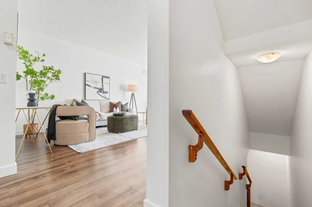 29 Springborough Boulevard SW Calgary AB T2H 5V7