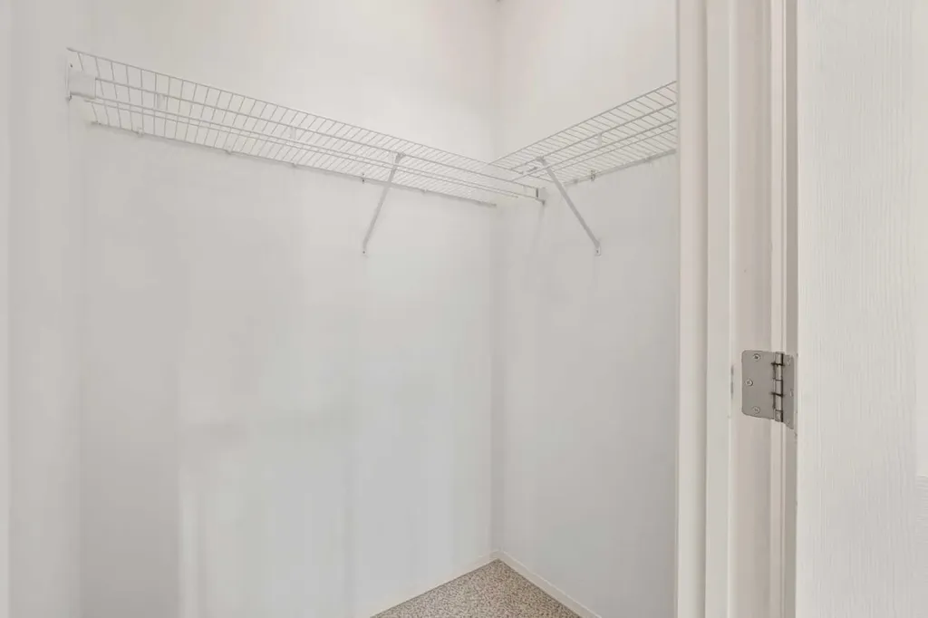 29 Springborough Boulevard SW Calgary AB T2H 5V7