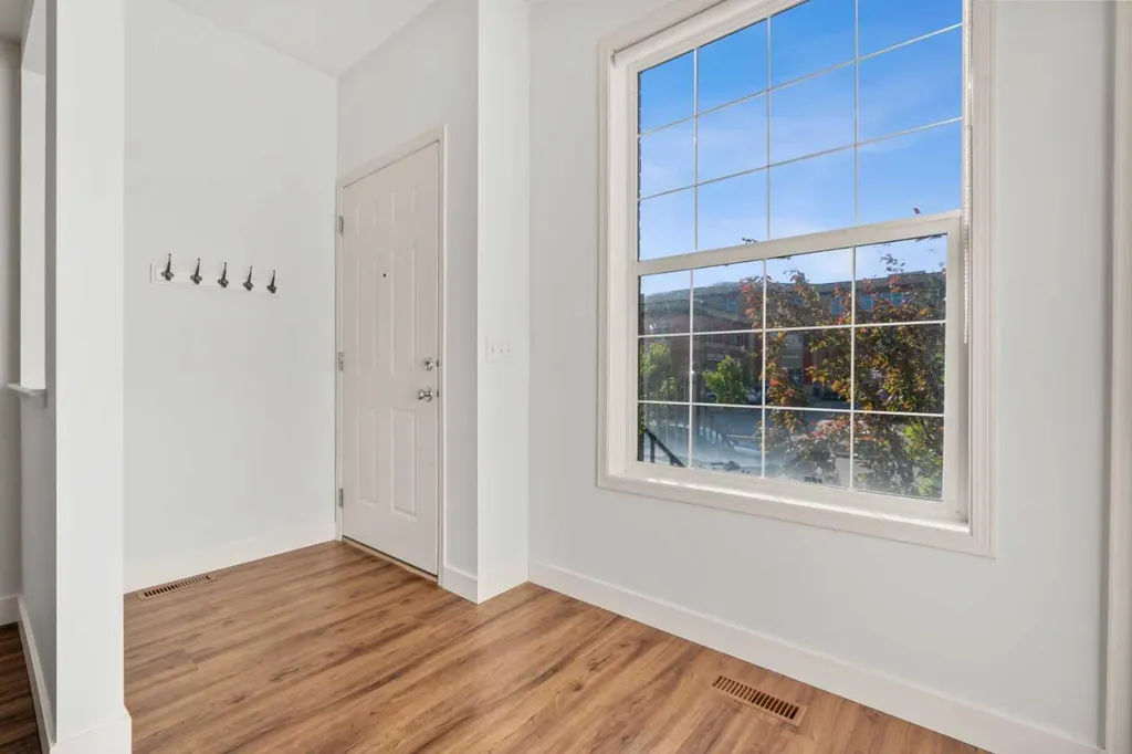 29 Springborough Boulevard SW Calgary AB T2H 5V7