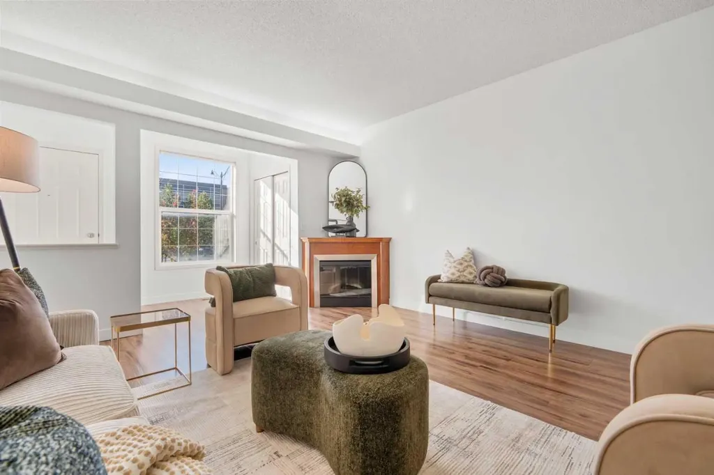 29 Springborough Boulevard SW Calgary AB T2H 5V7