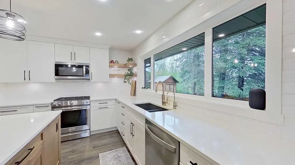 15 Echlin Court Bragg Creek AB T0L0K0