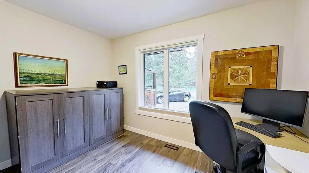 15 Echlin Court Bragg Creek AB T0L0K0