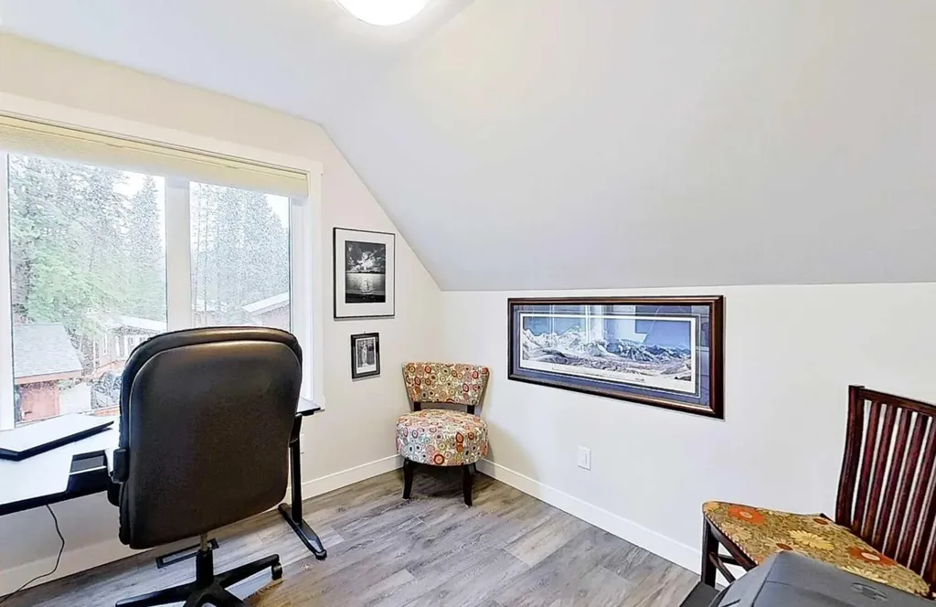 15 Echlin Court Bragg Creek AB T0L0K0