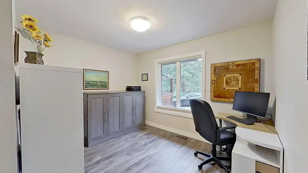 15 Echlin Court Bragg Creek AB T0L0K0