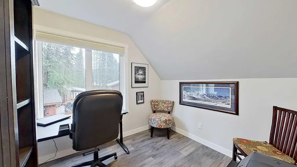 15 Echlin Court Bragg Creek AB T0L0K0