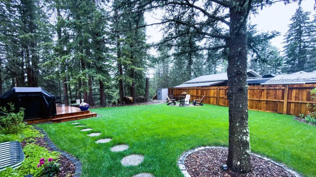 15 Echlin Court Bragg Creek AB T0L0K0