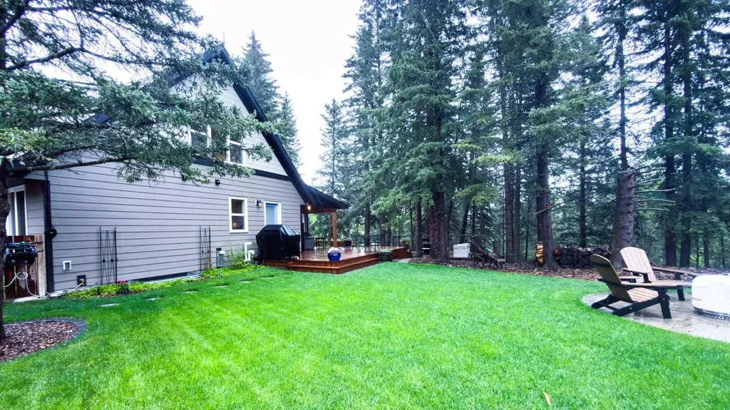 15 Echlin Court Bragg Creek AB T0L0K0