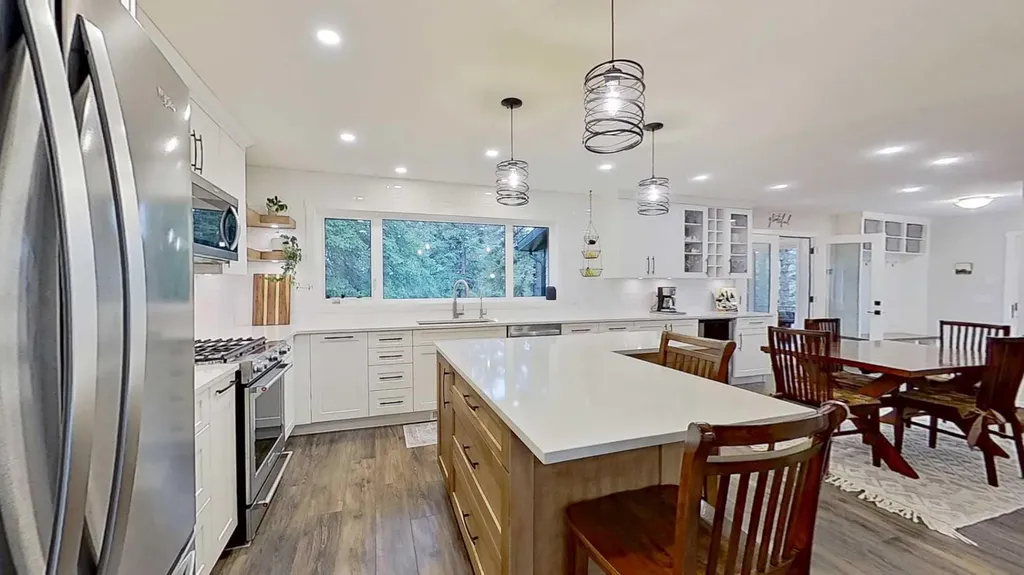 15 Echlin Court Bragg Creek AB T0L0K0
