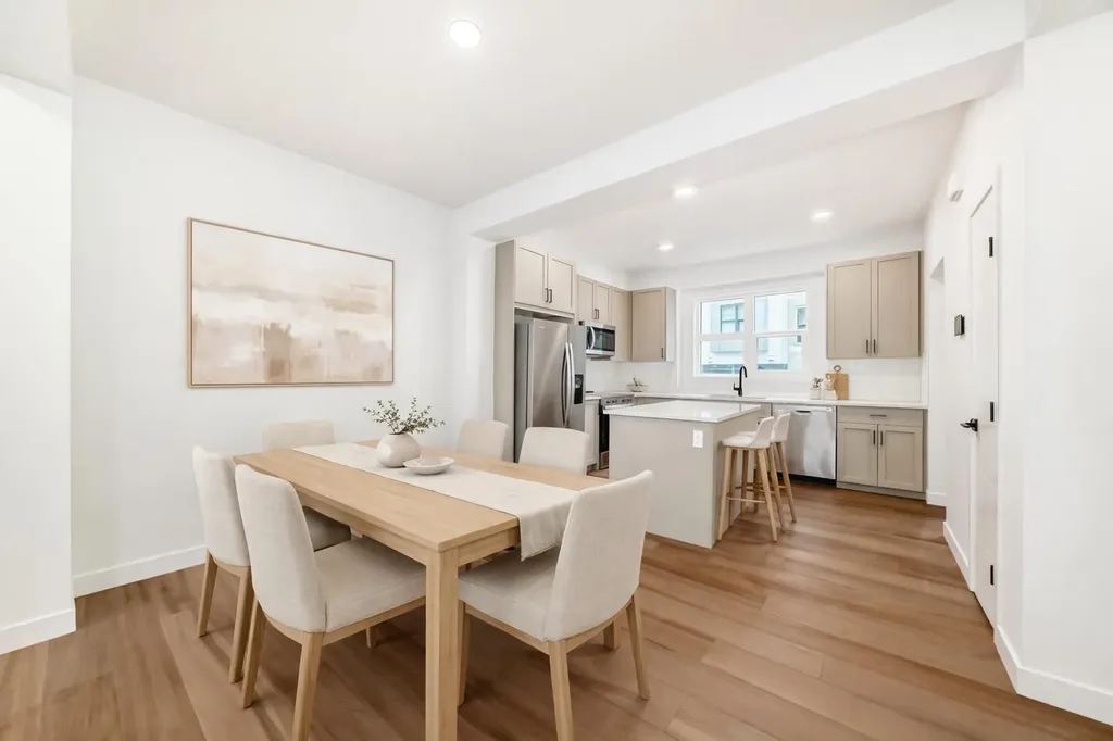103 Osprey Hill Point SW Calgary AB T3B 6R9