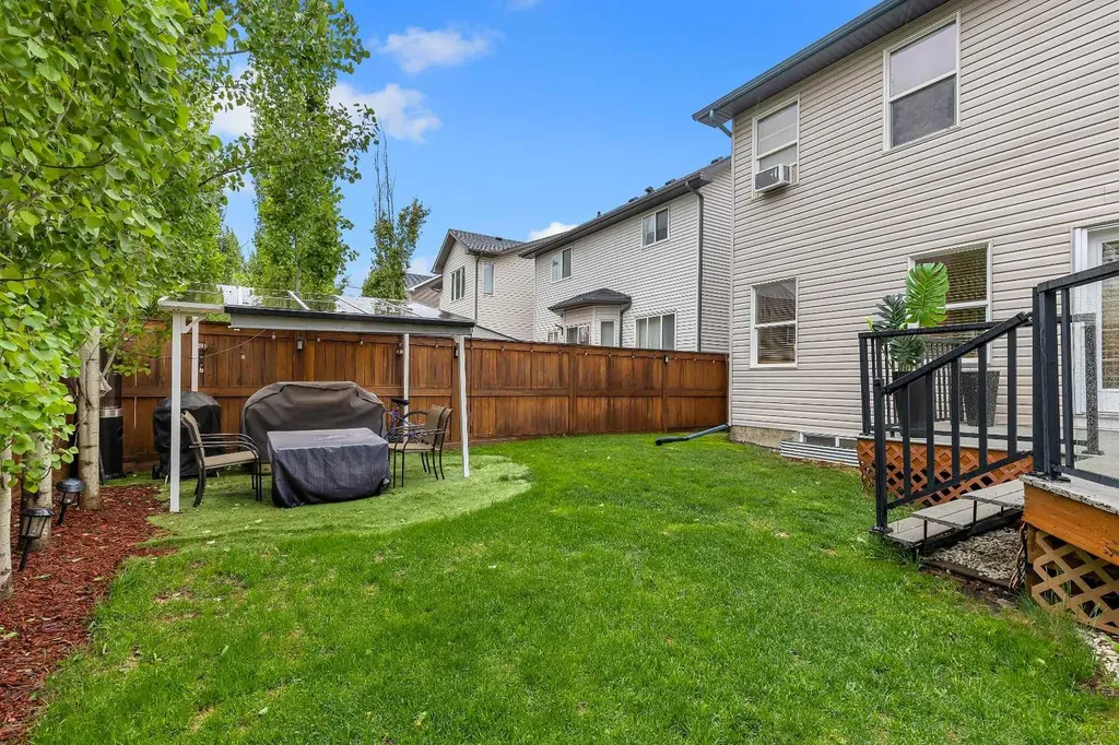25 Silverado Skies Drive SW Calgary AB T2X0J3