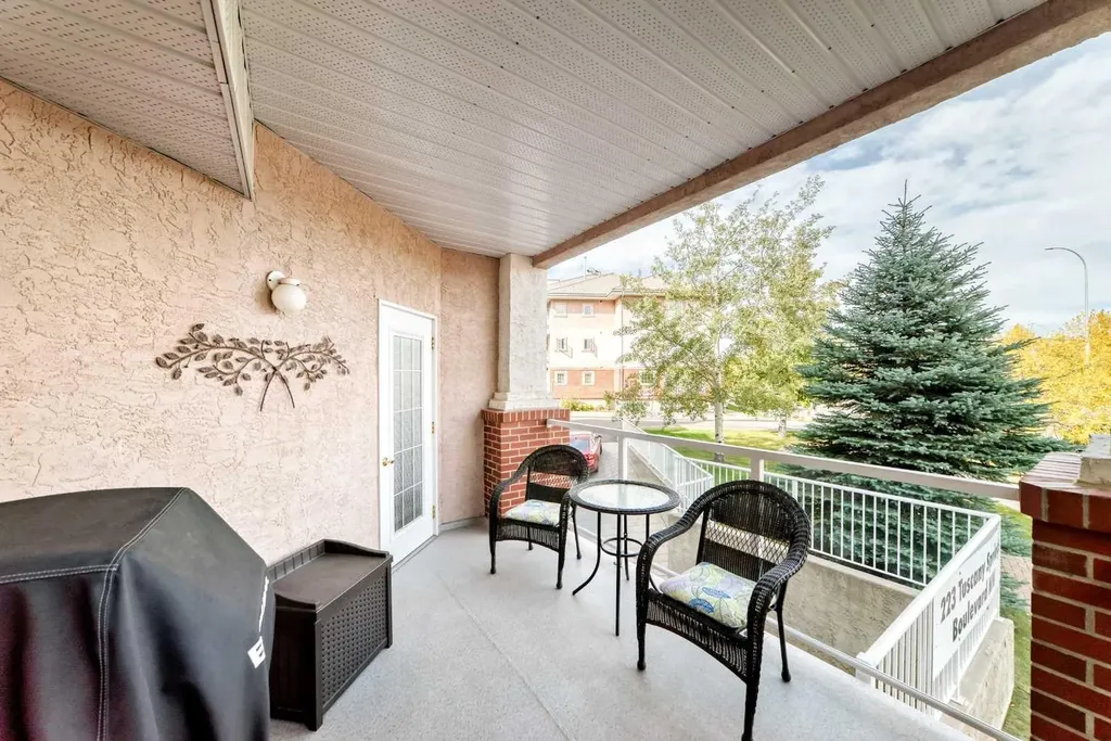 223 Tuscany Springs Boulevard NW Calgary AB T3L 2M2