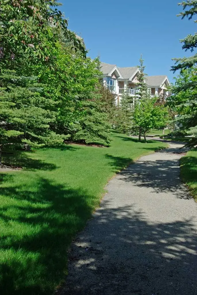 223 Tuscany Springs Boulevard NW Calgary AB T3L 2M2