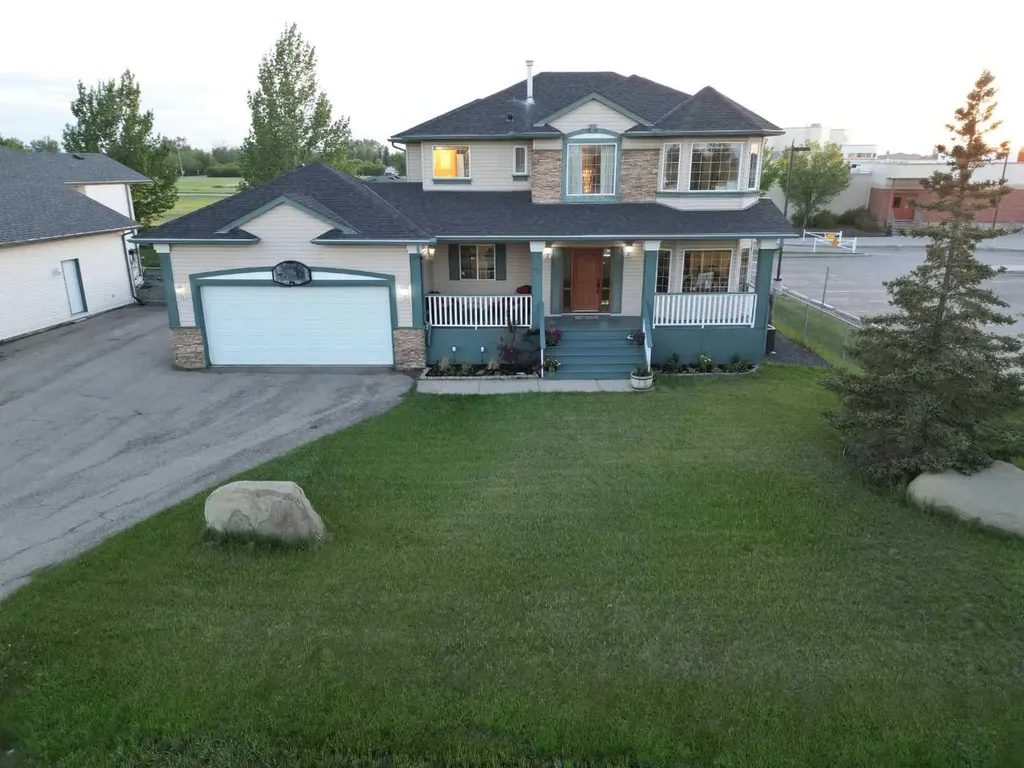 46 4 Street NE Langdon AB T0J 1X1