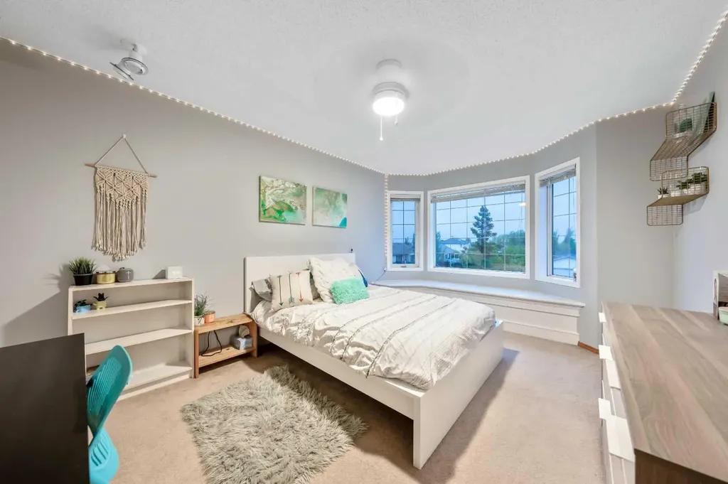 46 4 Street NE Langdon AB T0J 1X1