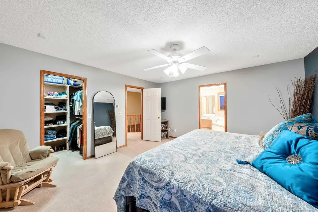 46 4 Street NE Langdon AB T0J 1X1