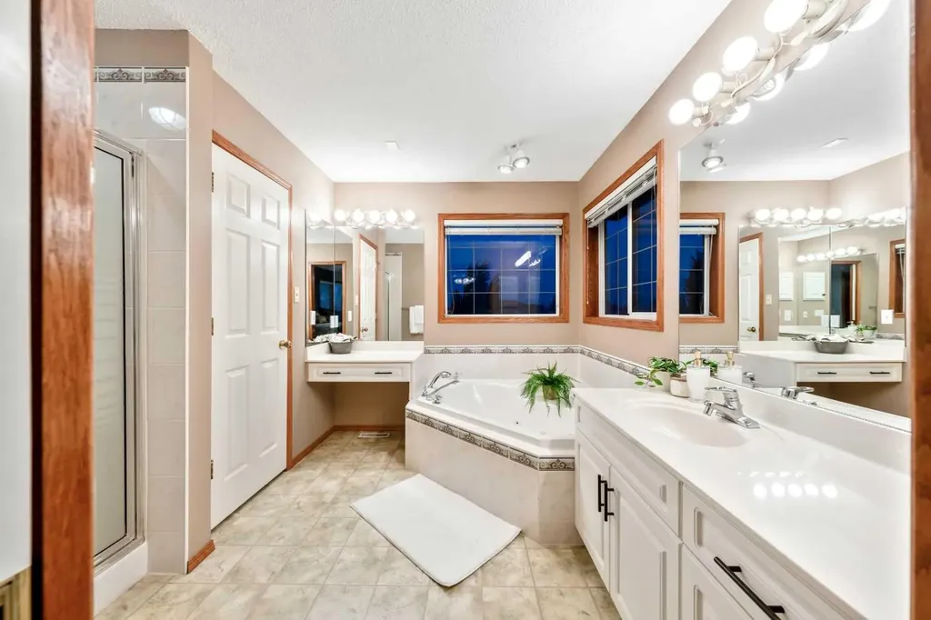 46 4 Street NE Langdon AB T0J 1X1